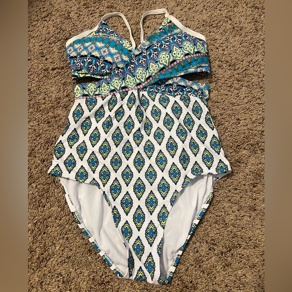 Coastal Zone by Jantzen Wrap Swimsuit